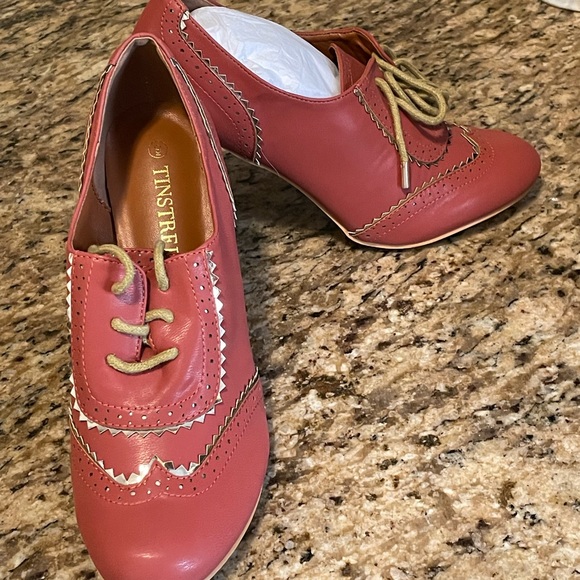 Never worn! - Picture 3 of 4